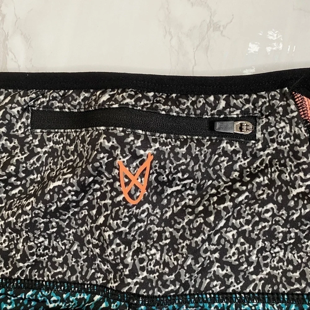MINKPINK Dreamcatcher Capri Yoga Leggings New